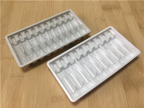 化妆品托客户熬成金